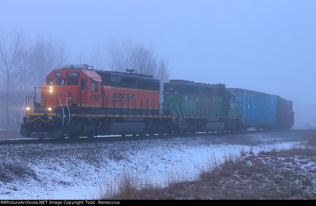 BNSF 1785